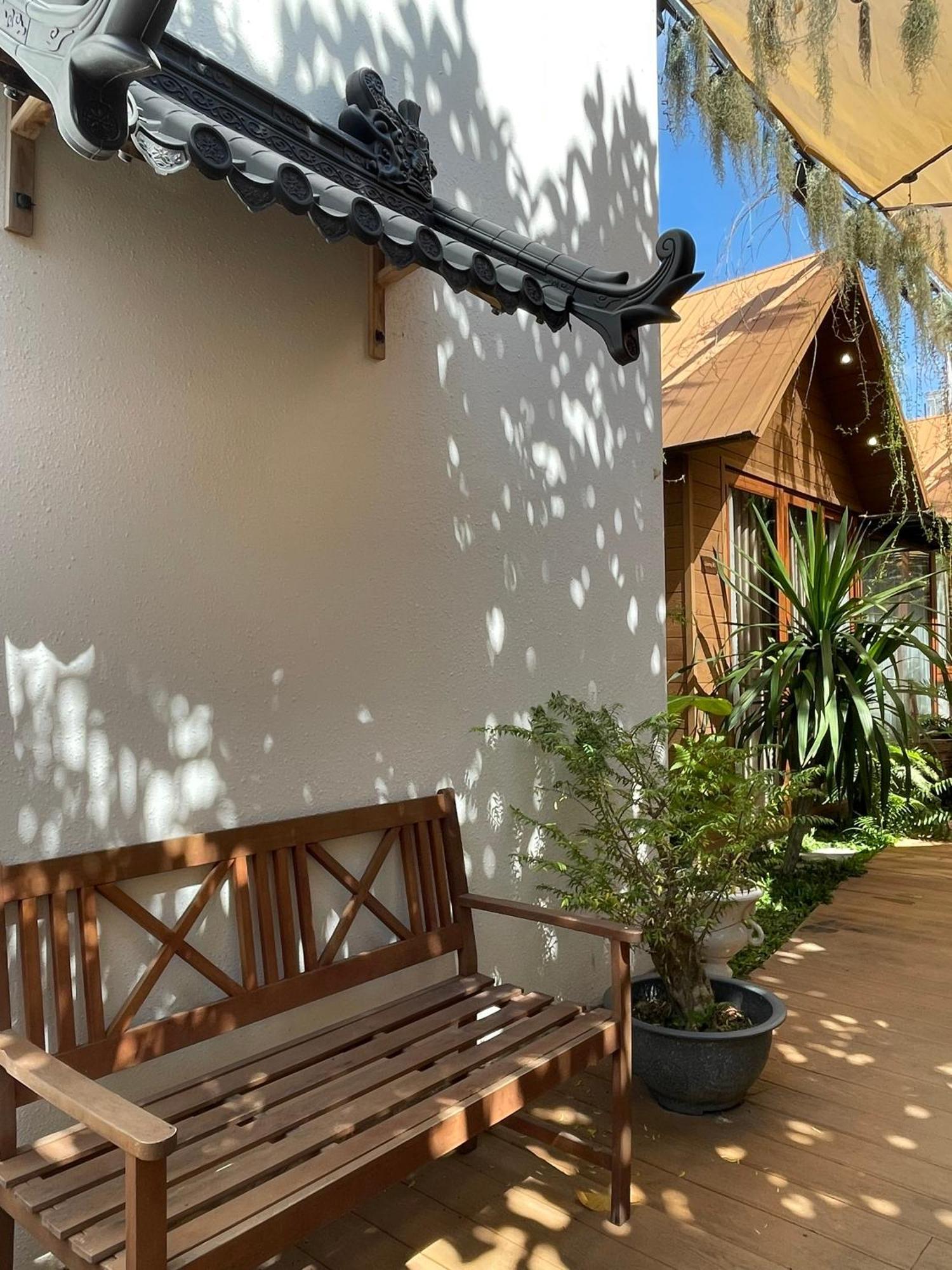 La Garden Homestay Long Xuyen Exterior photo