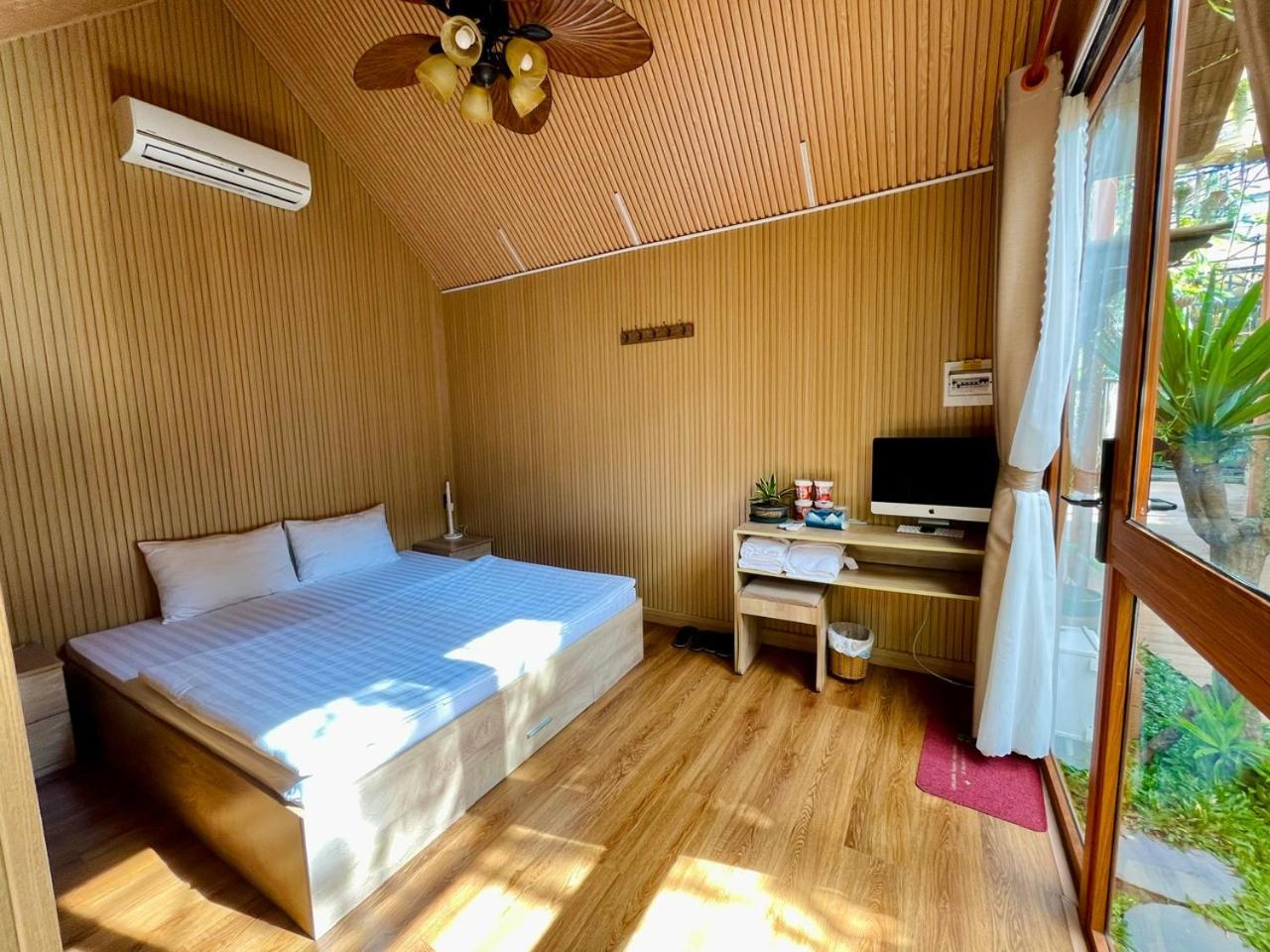 La Garden Homestay Long Xuyen Exterior photo