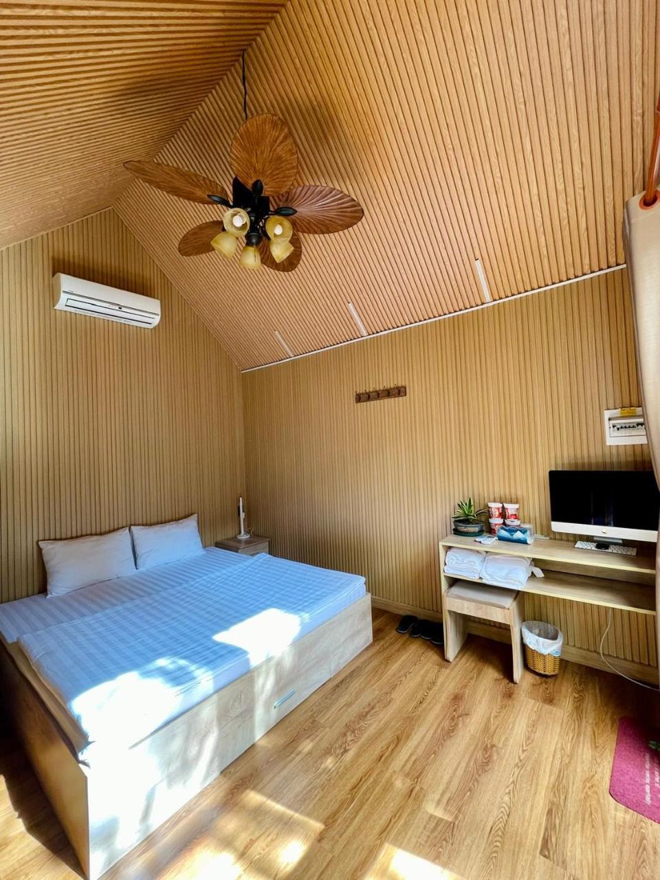 La Garden Homestay Long Xuyen Exterior photo