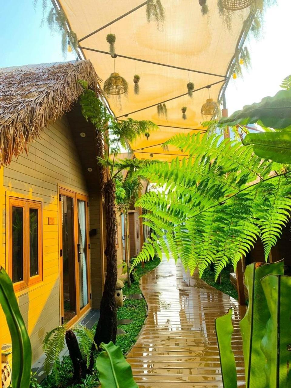 La Garden Homestay Long Xuyen Exterior photo