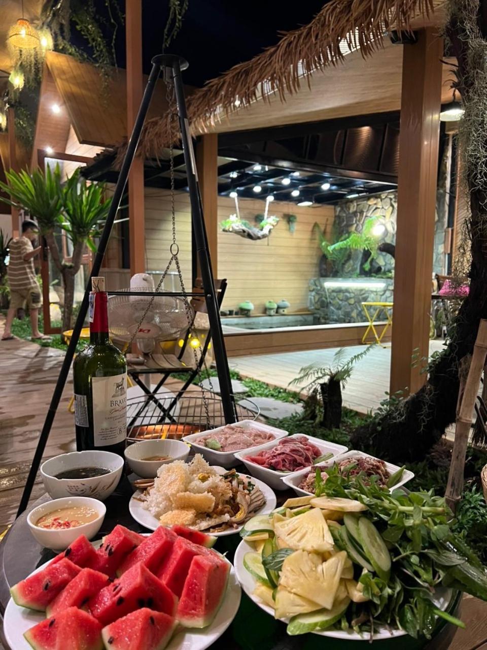 La Garden Homestay Long Xuyen Exterior photo