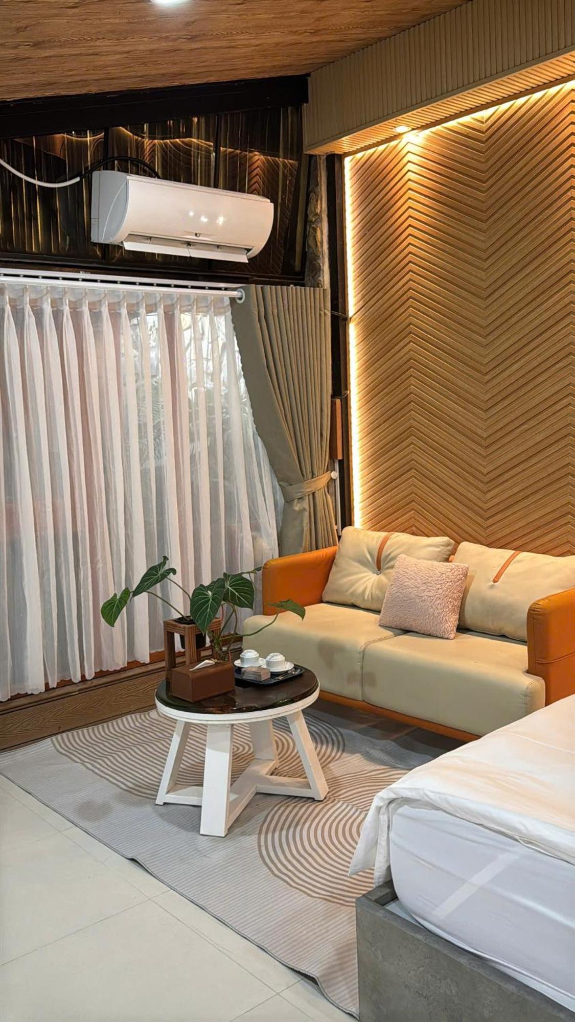 La Garden Homestay Long Xuyen Exterior photo