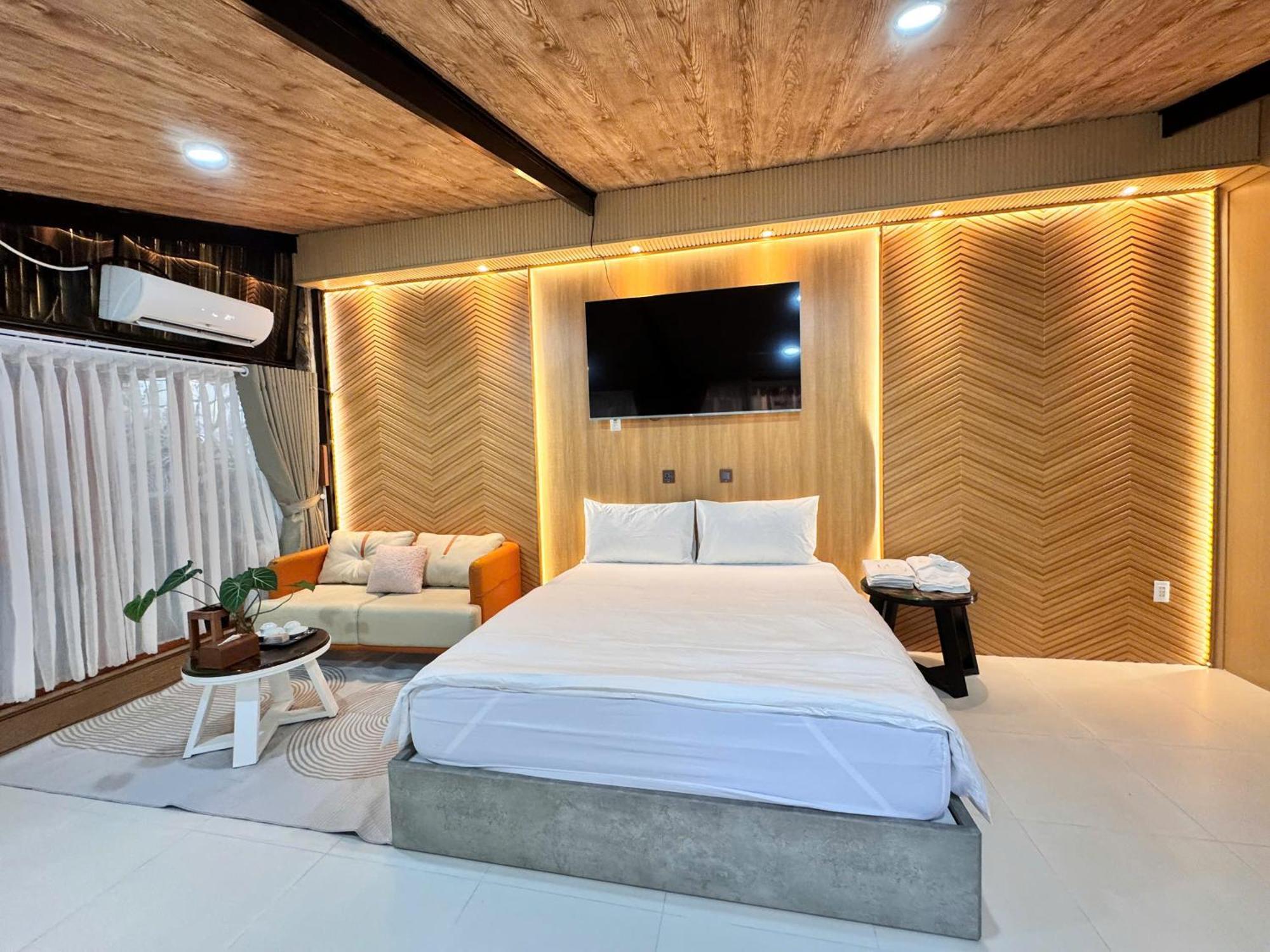 La Garden Homestay Long Xuyen Exterior photo